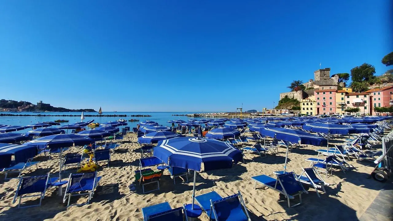 Comodo Al Mare Lerici Appartamento